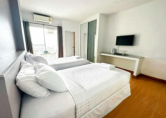 The Island 3* Bangkok