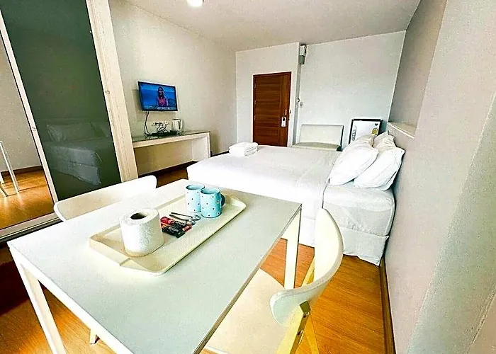 The Island 3* Bangkok