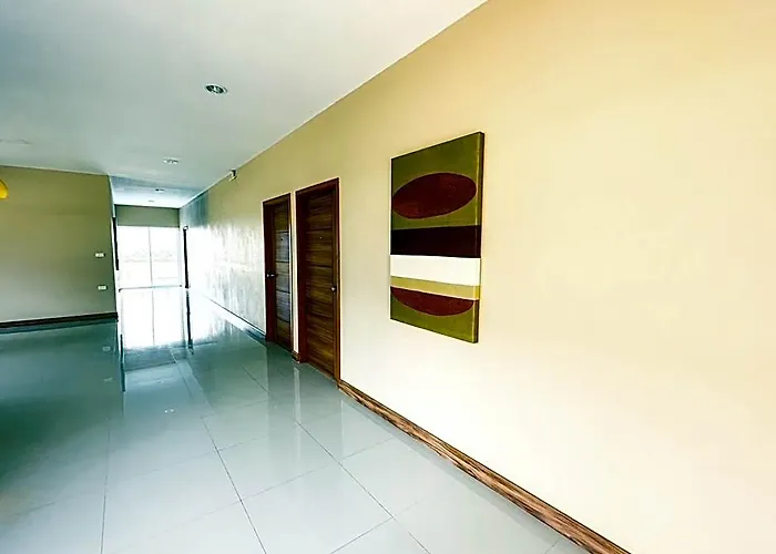 The Island Hotel 3*