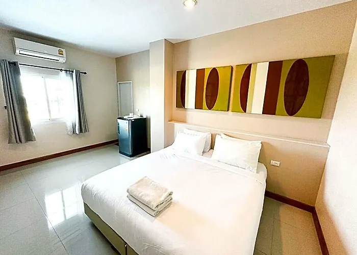 The Island 3* Bangkok